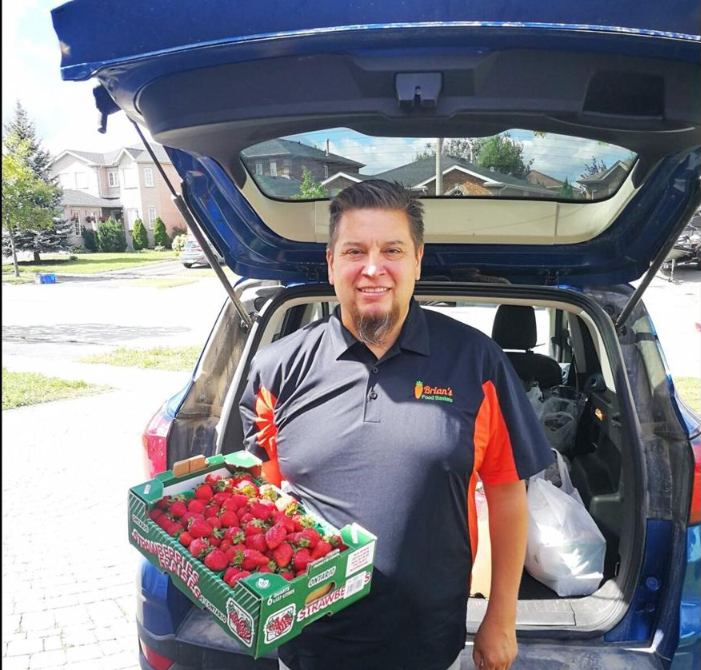 Brian Vanderstelt delivering Fresh Groceries to Barrie and the Barrie area. 